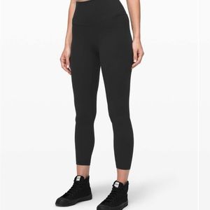 Lululemon Aligh pant II 25” black first release size 4 W5CK7S